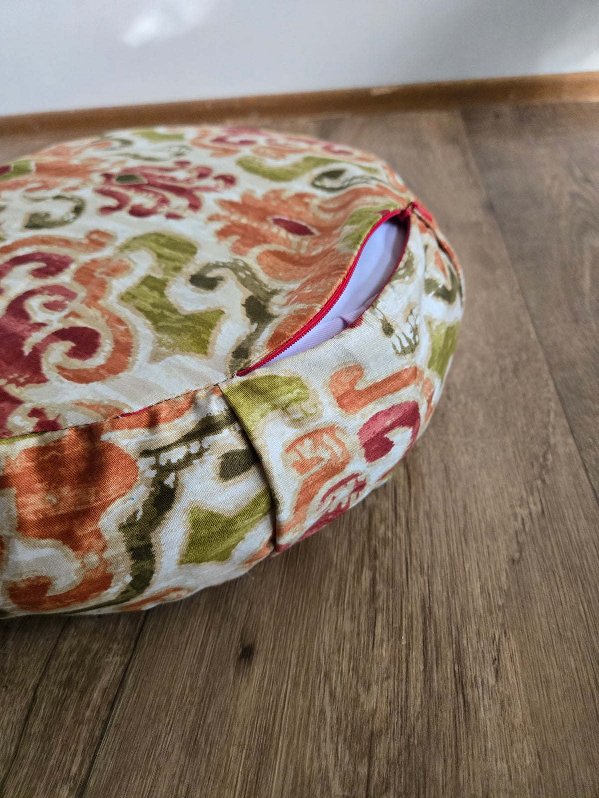 Mirra Round Meditation Cushion