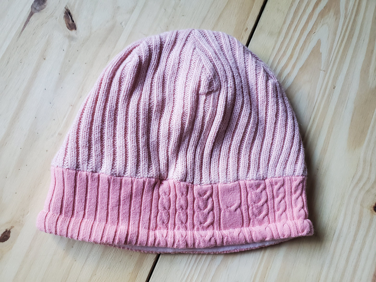 Coral toque