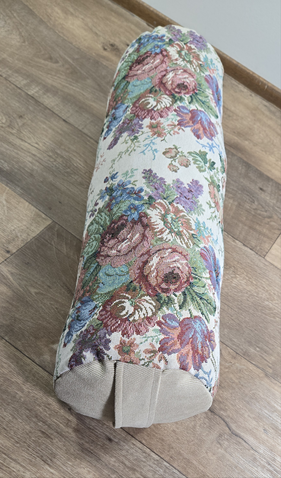 Yoga Bolster - Daphne