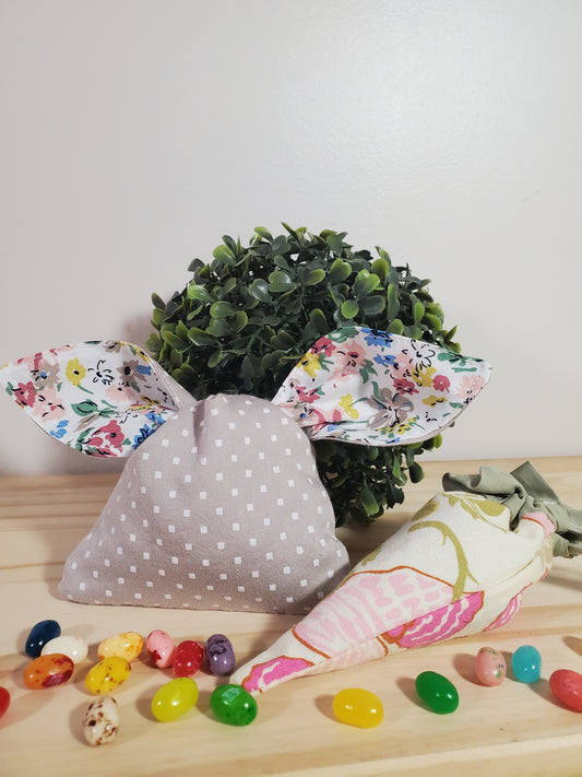 Easter Bunny Candy Bag - Blossom